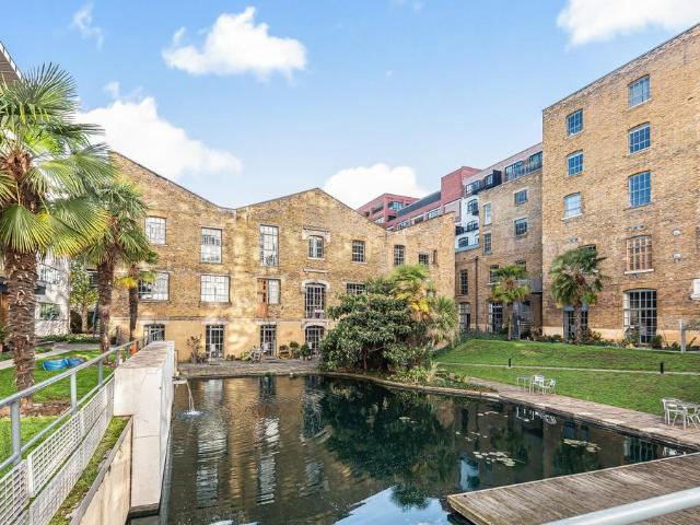 Alaska Buildings, 61 Grange Road. 1 bed flat to rent £2,500 pcm £577 pw