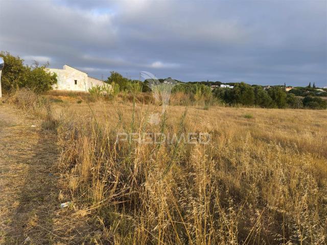 Albufeira Moradia com terreno misto A Dois Passos da Praia. 67m² Albufeira e Olhos de Água