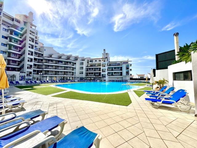 ALBUFEIRA SKYLIGHT 1 WITH POOL by HOMING