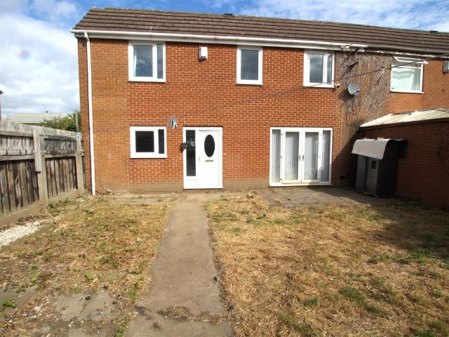 Albury Way, Middlesbrough TS3, 3 bed end terrace house to rent, £650 pcm | PrimeLocation