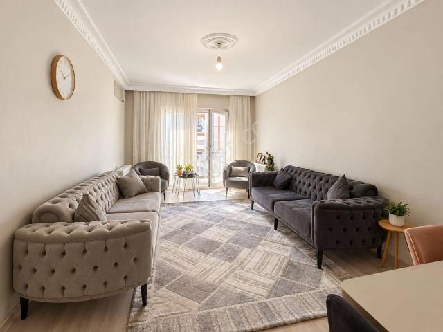 Alban'dan Merkezi Konumda 2+1 110m² Satılık Daire