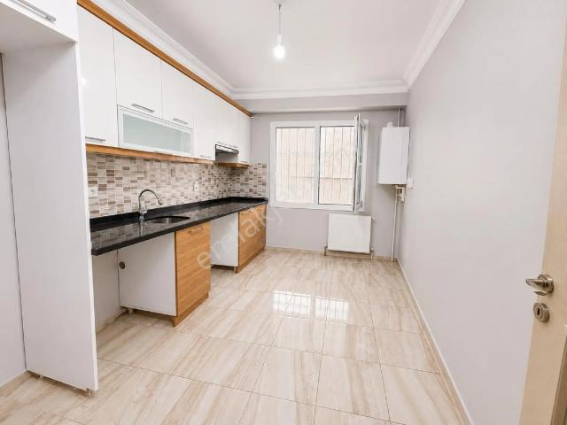 Alban'dan | Metrobüse 3 Dk | Asansörlü Ebeveyn Banyolu 110m² 2+1