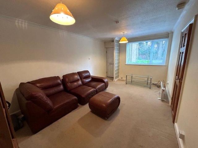 Albany Court, Brunswick Road, Earlsdon, Coventry, CV1