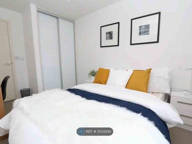 Albany Apartments, Portsmouth PO1, Room to rent, £750 pcm | PrimeLocation