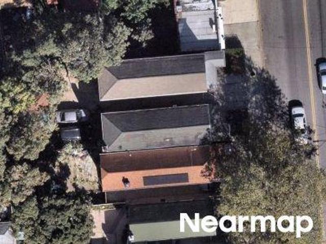 Albany Ave