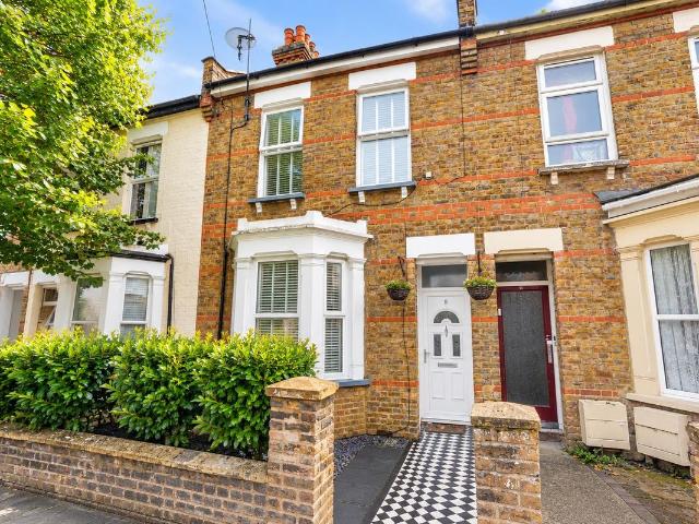 Albany Avenue, Westcliff On Sea SS0, 3 bed terraced house to rent, £1,720 pcm | PrimeLocation