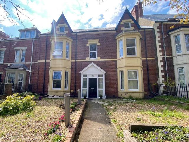 Albany Gardens, Whitley Bay NE26, 3 bed flat to rent, £900 pcm | PrimeLocation