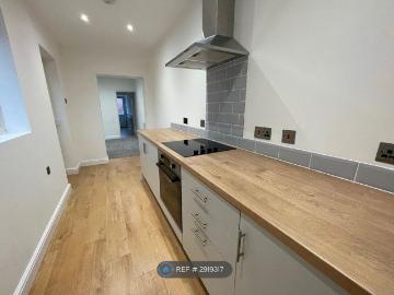 Albany Road, Worcester WR3, 2 bed terraced house to rent, £1,000 pcm | PrimeLocation