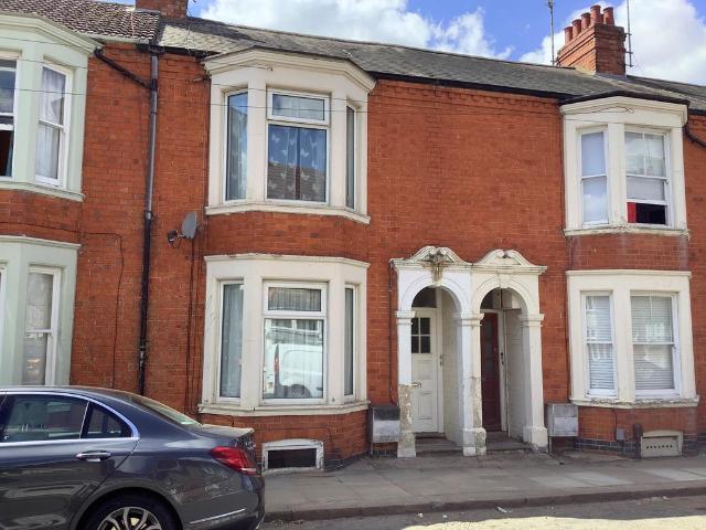 Albany Road, Abington, Northampton, NN1 1 bed flat to rent £750 pcm £173 pw