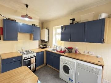 Albany Road, Cardiff CF24 5 bed house to rent £2,325 pcm £537 pw