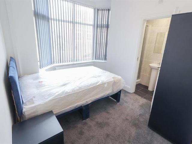 Albany Road, Coventry CV5 1 bed in a house share to rent £550 pcm £127 pw
