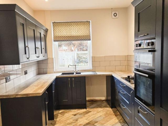 Albany Road, Doncaster DN4, 3 bed terraced house to rent, £975 pcm | PrimeLocation