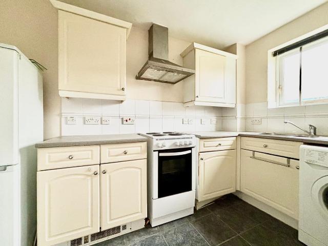 Albatross Close, London E6, 1 bed flat to rent, £1,500 pcm | PrimeLocation