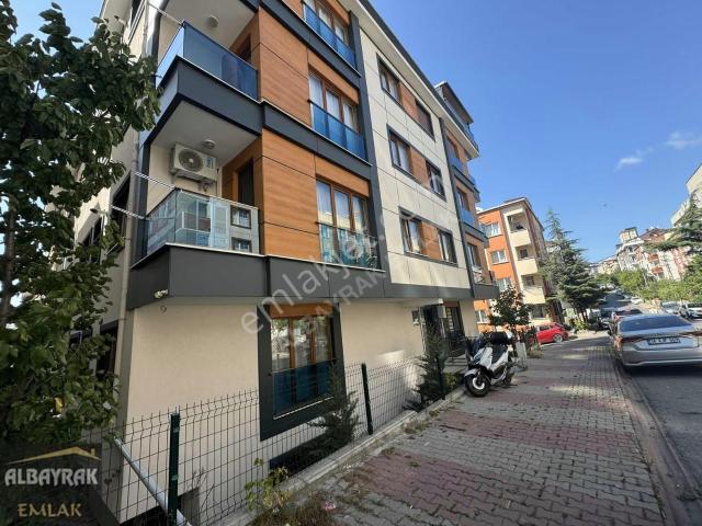 Albayrak Emlaktan İkbal Caddedinde İfm Yakın Daire