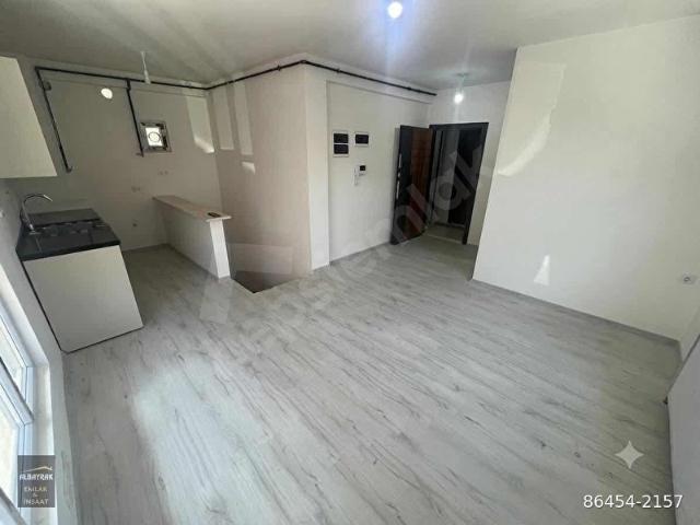 ALBAYRAKTAN 1+1SIFIRMETRO YAKINIÖN CEPHEBOŞ DAİRE