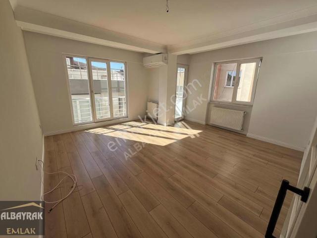 Albayraktan 2+1/arakat/tadilatlı/ayrı Mutfak/ikbal Cad.yakın