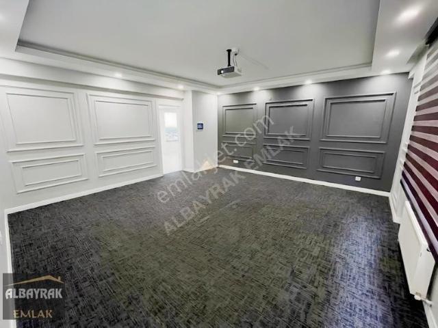 Albayraktan 2+1/yüksel Life/tadilatlı/otoparklı/ultra Geniş