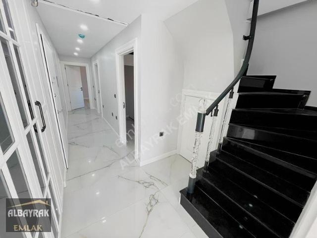 Albayraktan Akıllı Ev/ultra+/otopark/panjur/e.banyo/çiftmutfak