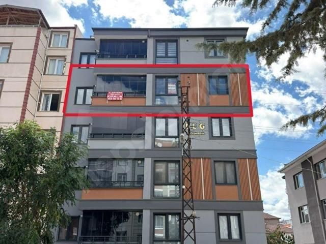 ALBAYRAK'TAN DALGIÇCI CADDE'SİN DE KİRALIK 2+1 DAİRE