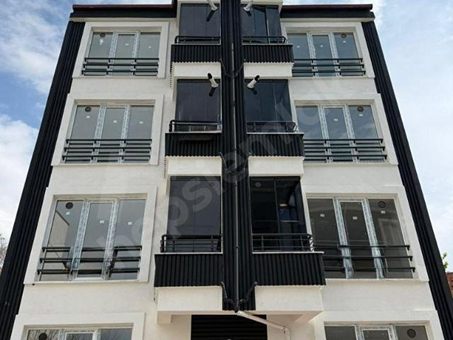 ALBAYRAK'TAN SATILIK SIFIR 1+1 DAİRE