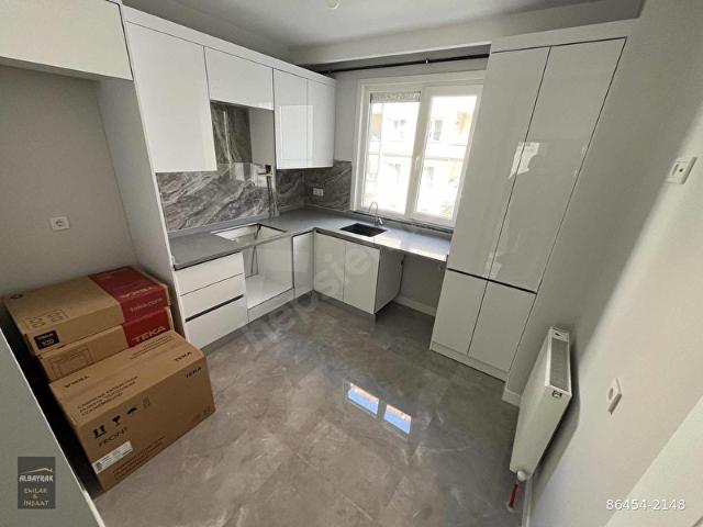 ALBAYRAKTAN SIFIR ARAKAT 3+1OTOPARKLIPANJURKLİMA GENİŞ DAİRE