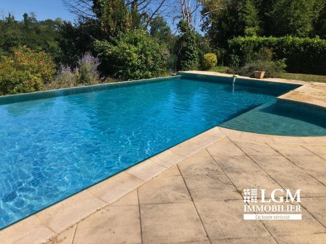 Albefeuille Lagarde, Villa de plain pied avec loft et piscin. 206m² Albefeuille Lagarde