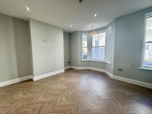 Albemarle Crescent, Scarborough