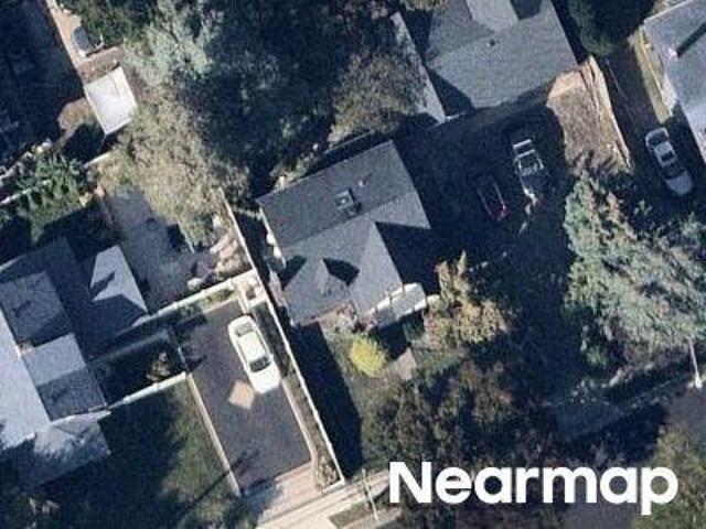 Albemarle Ave
