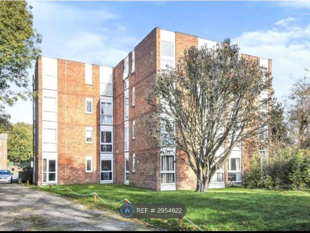 Albemarle Road, Beckenham BR3, 1 bed flat to rent, £1,450 pcm | PrimeLocation