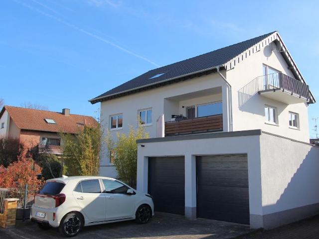 albero: Attraktives Dreifamilienhaus Gartenetage sofort beziehbar!