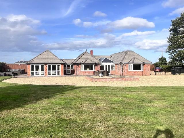 Alberbury Road, Ford, Shrewsbury, Shropshire SY5, 4 bed bungalow to rent, £2,500 pcm | PrimeLocation