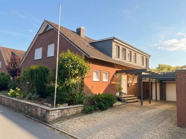 Albersloh: Zweifamilienhaus in ruhiger und gewachsener Wohnlage