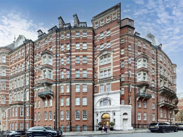 Albert Court, 54 60 Prince Consort Road, London, SW7 2BP, United Kingdom | 3 bed apartment for rent #128036884 | Rentberry