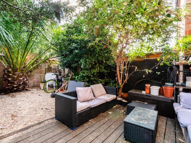 Albert Close, Northiam Street, Hackney E9, 2 bed terraced house to rent, £3,200 pcm | PrimeLocation