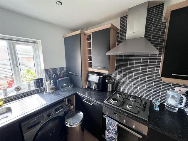 Albert Crescent, Hampton Vale, 3 bed terraced house to rent £1,300 pcm £300 pw