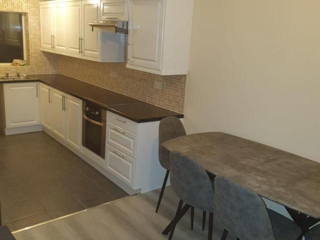 Albert Avenue, Anlaby Road, Hull 3 bed terraced house to rent £795 pcm £183 pw
