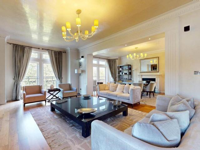 Albert Gate Court, Knightsbridge, SW1X