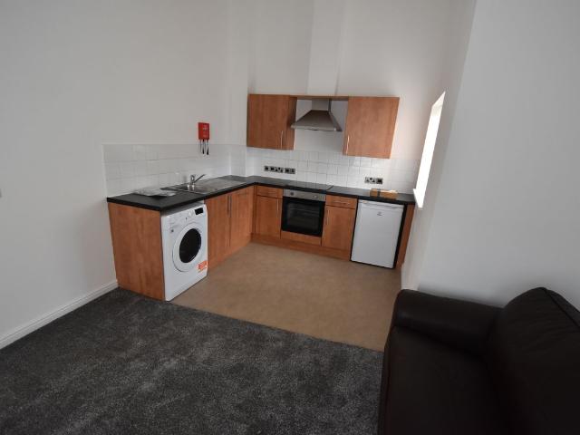 Albert Gate, Middlesbrough TS5, 2 bed flat to rent, £900 pcm | PrimeLocation