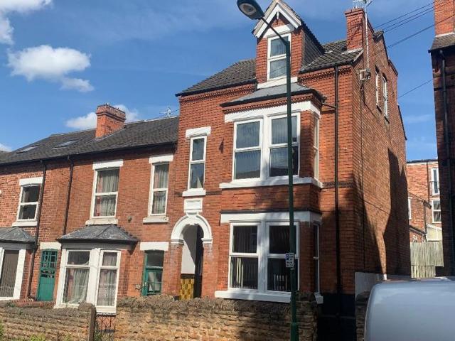 Albert Grove 7 bed terraced house to rent £4,550 pcm £1,050 pw