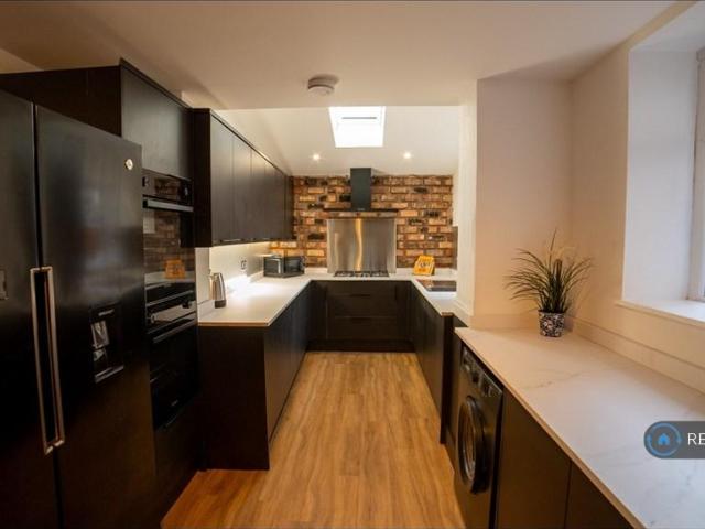 Albert Edward Road, Liverpool, L7 6 bed terraced house to rent £607 pcm £140 pw