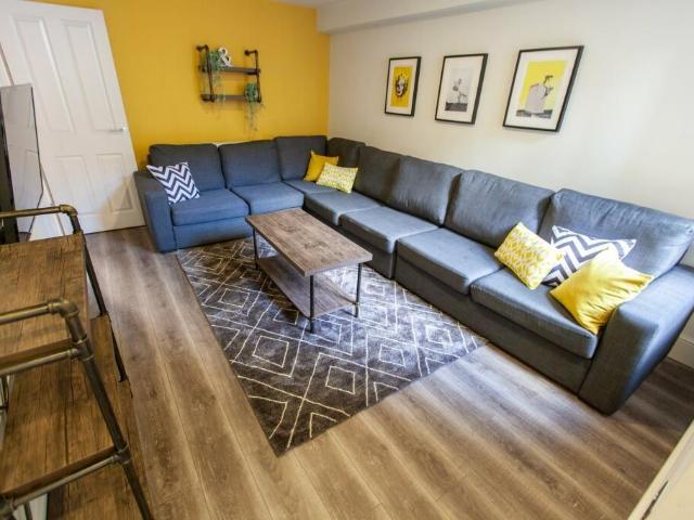 Albert Edward Road, Liverpool 6 bed terraced house to rent £3,380 pcm £780 pw