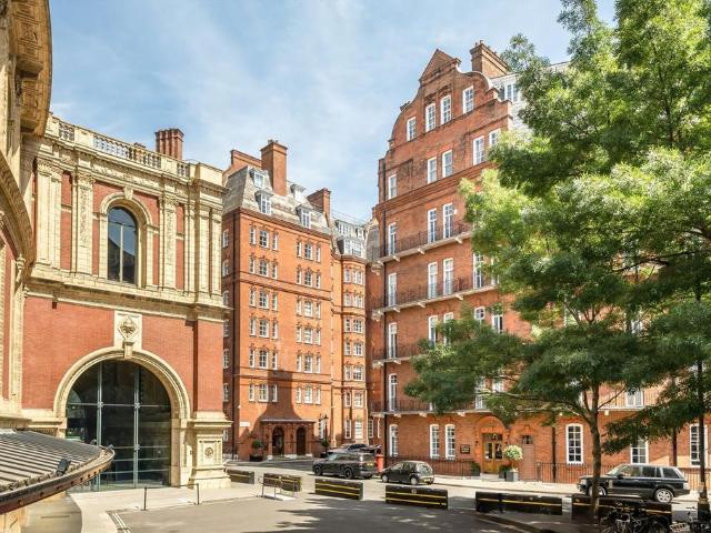 Albert Hall Mansions, London SW7 4 bed flat to rent £12,000 pcm £2,769 pw