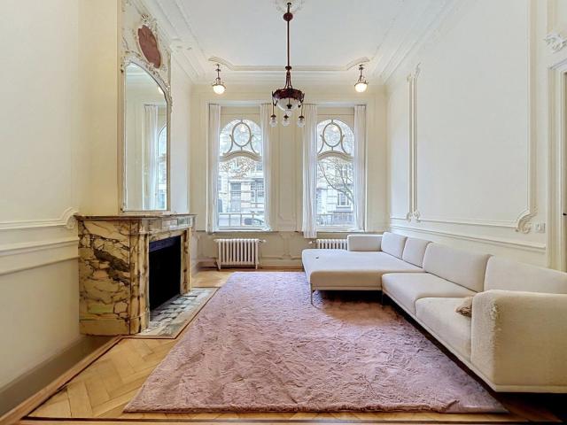 Albert / Molière: Magnificent triplex with a garden