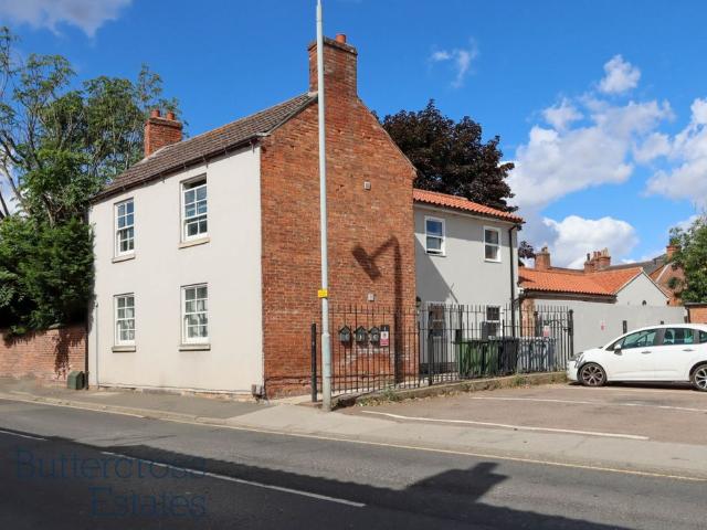 Albert Street, Newark NG24, 2 bed flat to rent, £675 pcm | PrimeLocation