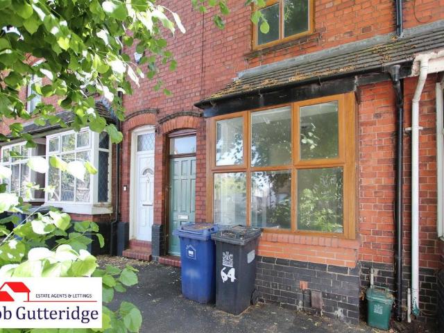 Albert Street, Newcastle, Staffs 2 bed terraced house to rent £850 pcm £196 pw