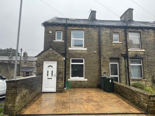 Albert Street, Bradford BD13 2 bed end of terrace house to rent £750 pcm £173 pw