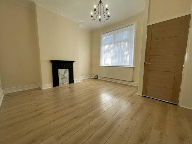 Albert Street, Chadderton