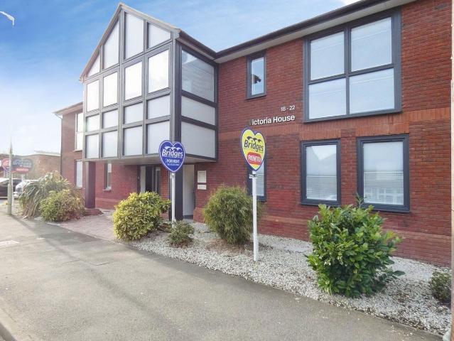 Albert Street, Fleet, Hampshire GU51, 1 bed flat to rent, £1,120 pcm | PrimeLocation
