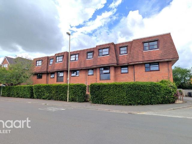 Albert Street, Fleet 1 bed apartment to rent £1,150 pcm £265 pw