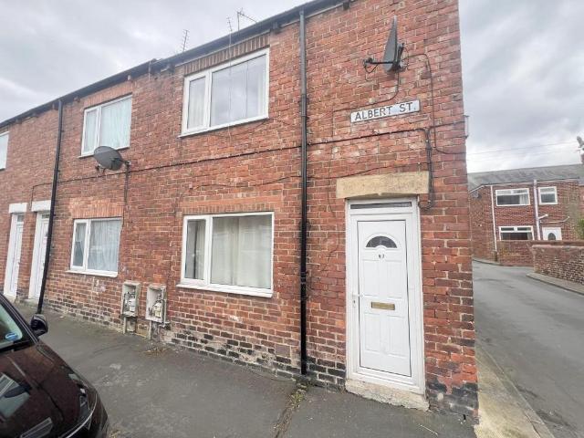 Albert Street, Grange Villa 2 bed terraced house to rent £525 pcm £121 pw